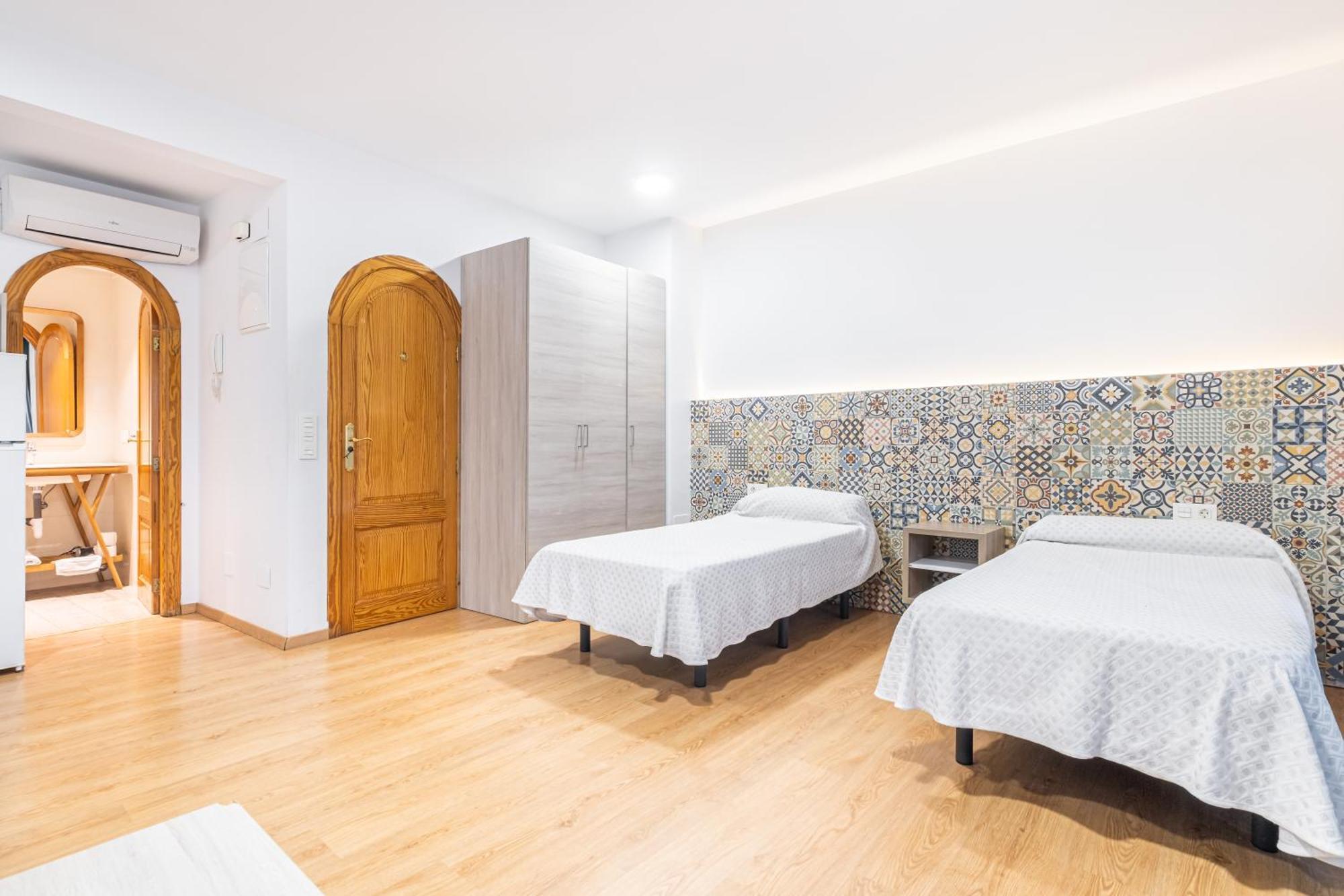 Apartamentos El Castell (Adults Only) Μπένιντορμ Εξωτερικό φωτογραφία