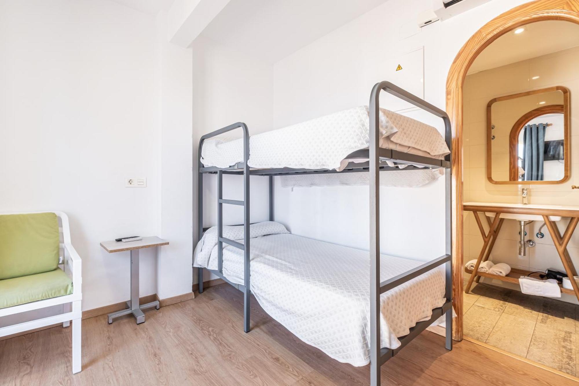 Apartamentos El Castell (Adults Only) Μπένιντορμ Εξωτερικό φωτογραφία